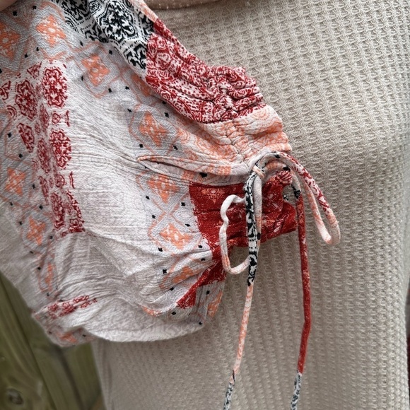 In Loom The Way You Move Mixed Media Boho Bandana Waffle Knit Loose Fit Top - Picture 8 of 16